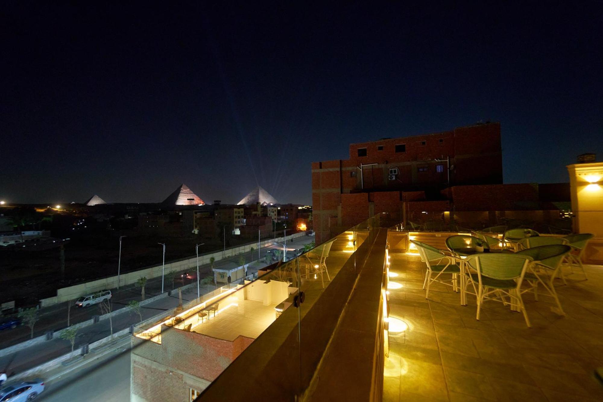 Crown Pyramids View Hotel Giza Esterno foto