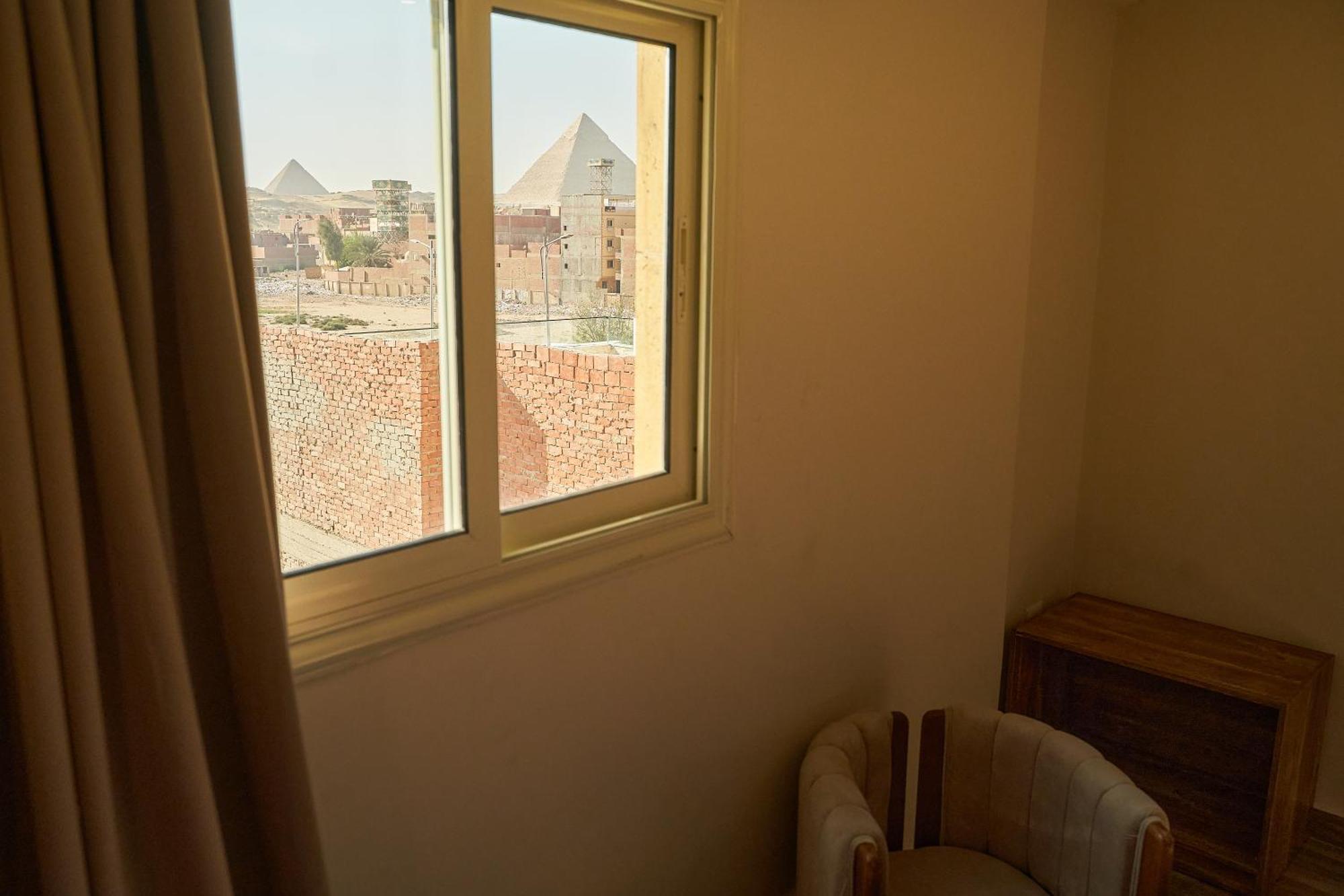 Crown Pyramids View Hotel Giza Esterno foto
